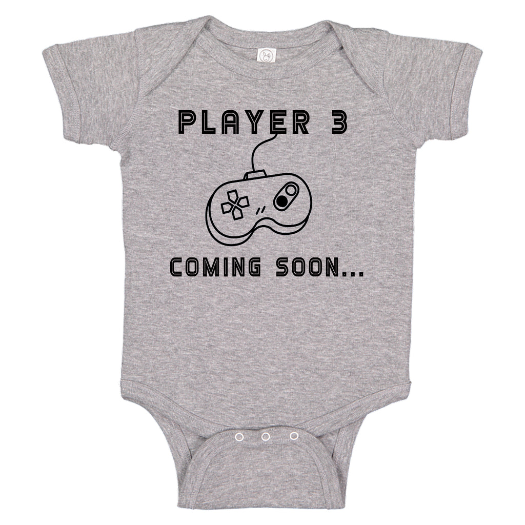 prontomodacalzature® Player 3 Coming Soon.. Gamer Funny Pregnancy Reveal Novelty One-Piece Baby Bodysuit